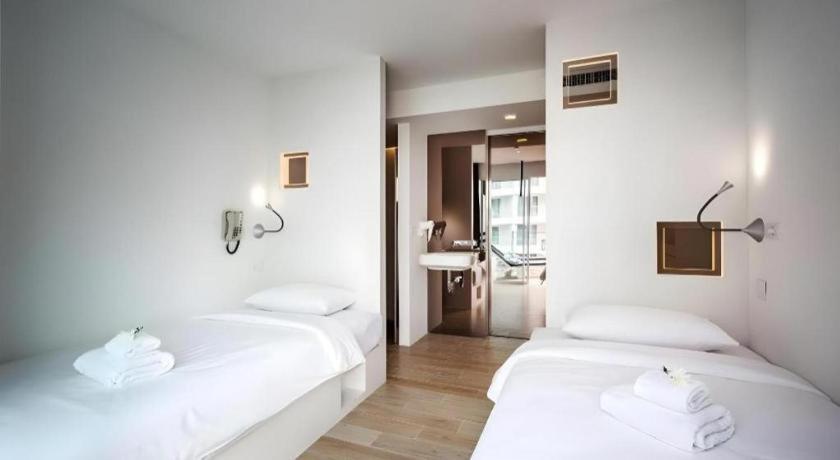 Hotel Mood 3*